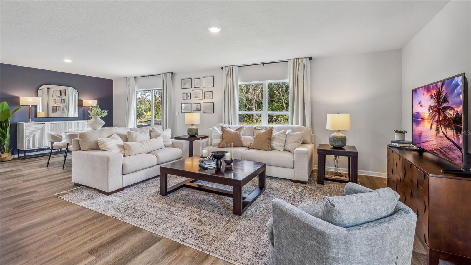 Listing Image #7