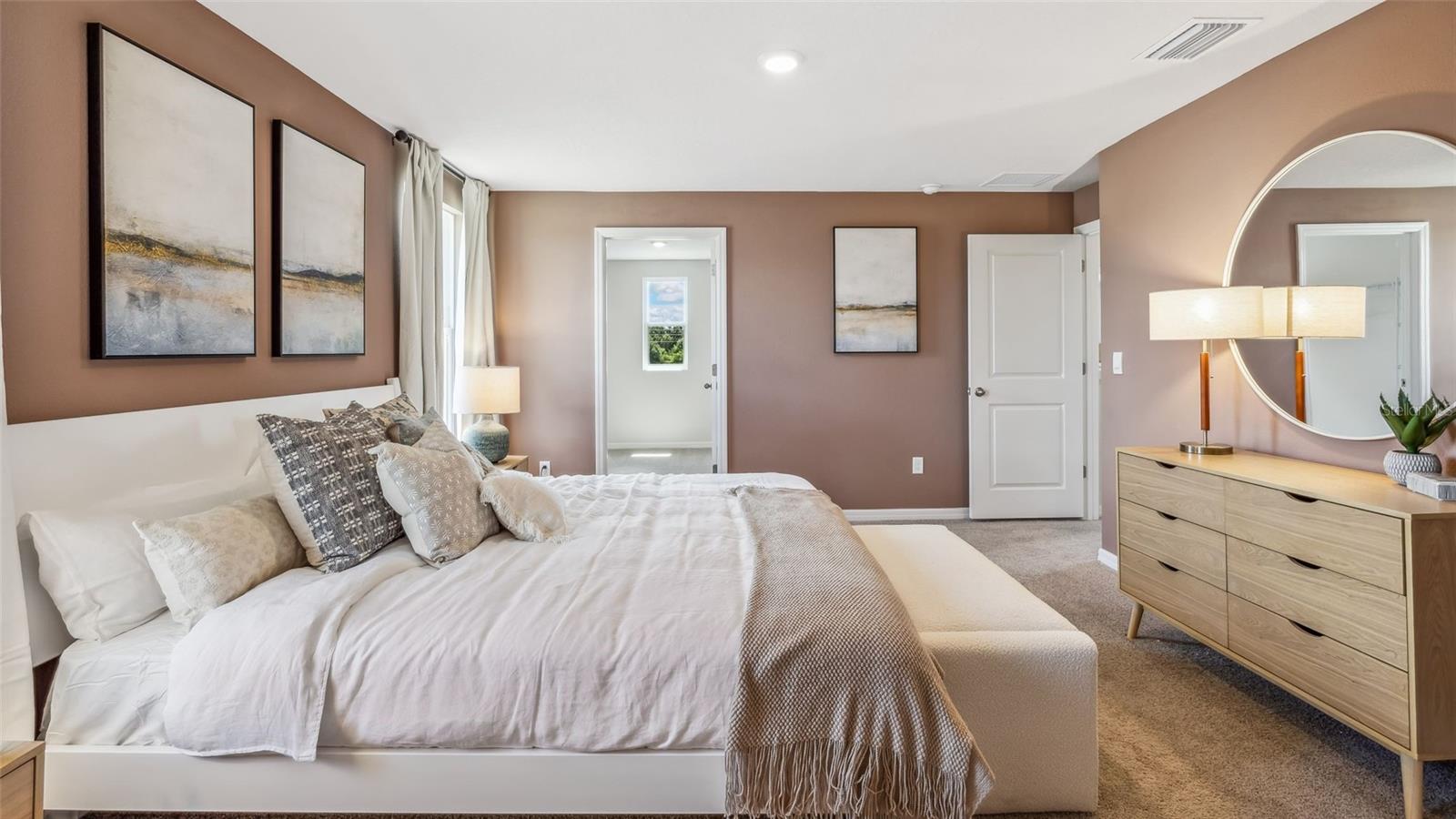 Listing Image #11