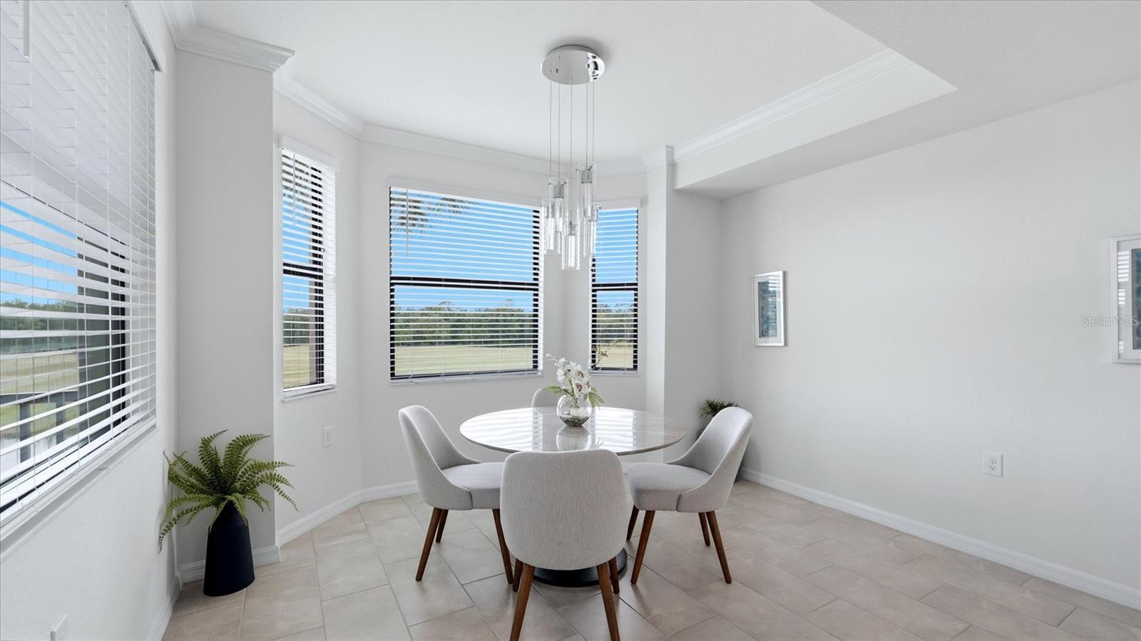 Listing Image #15