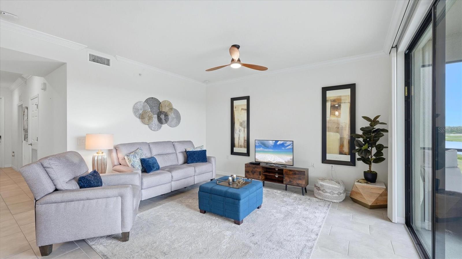 Listing Image #19