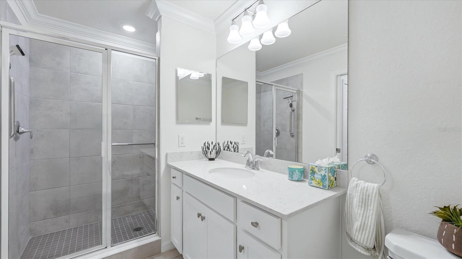 Listing Image #28