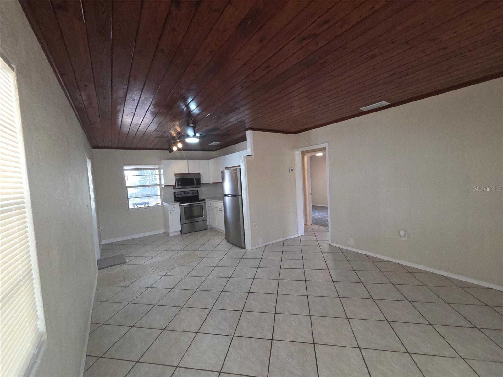 Listing Image #6