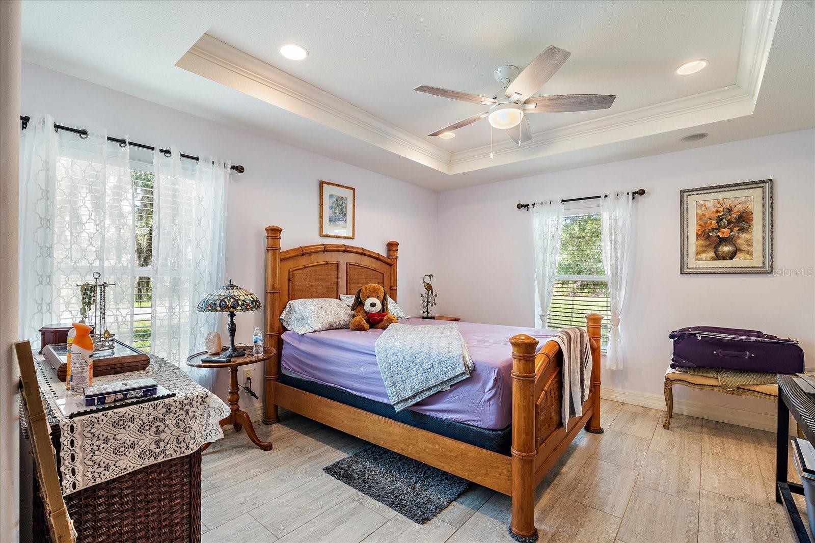 Listing Image #11