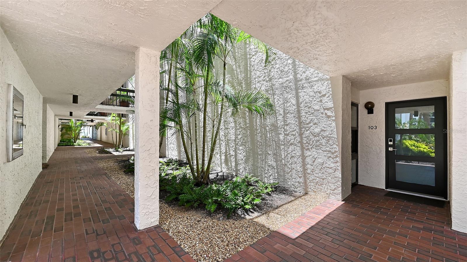Listing Image #3