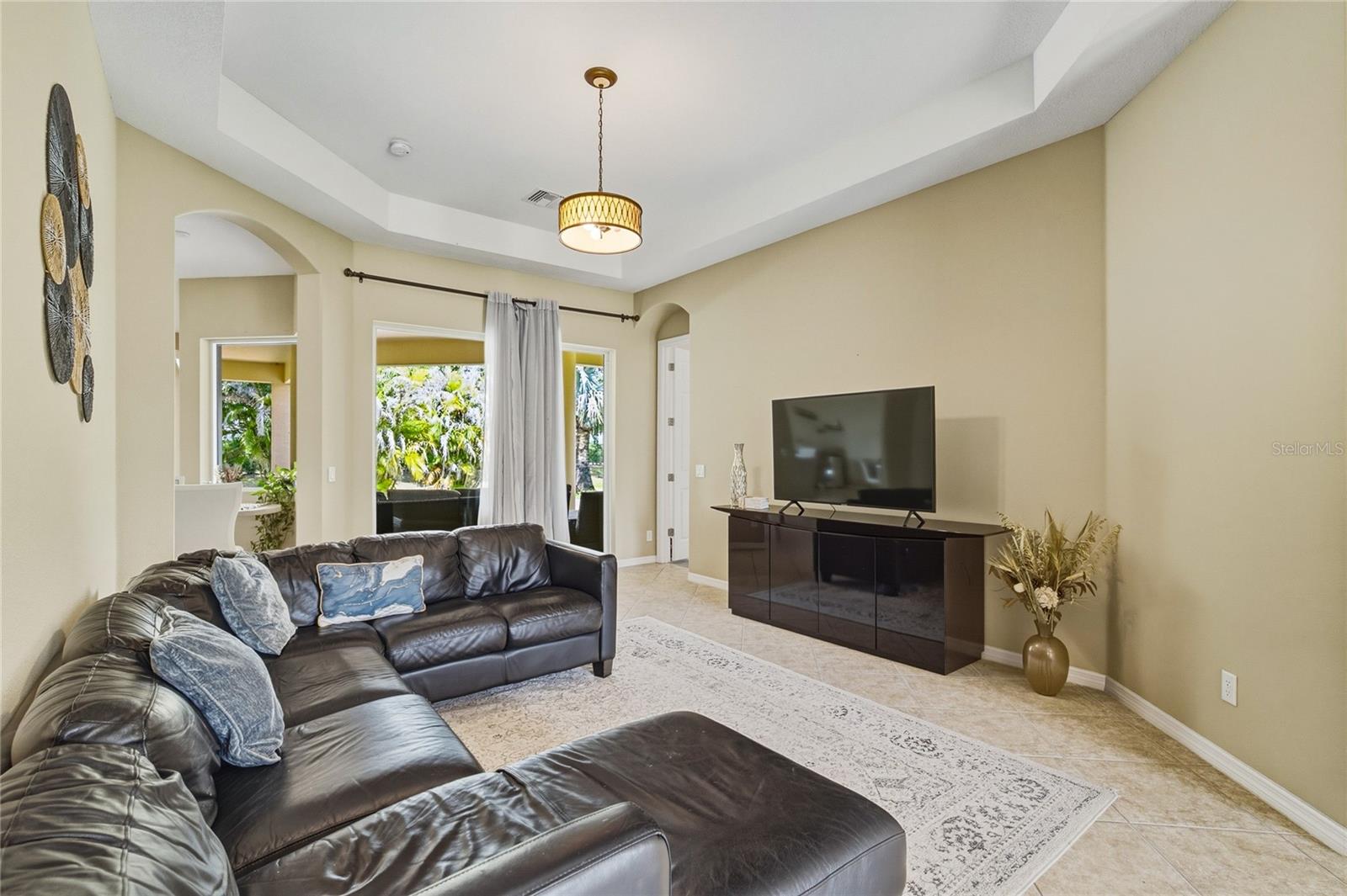 Listing Image #7