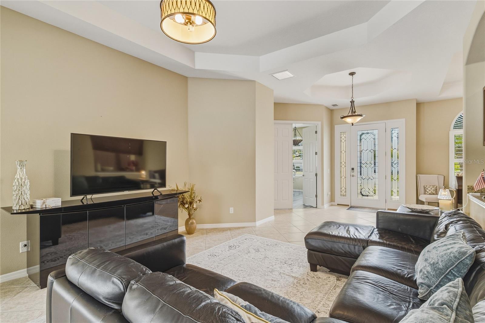 Listing Image #8