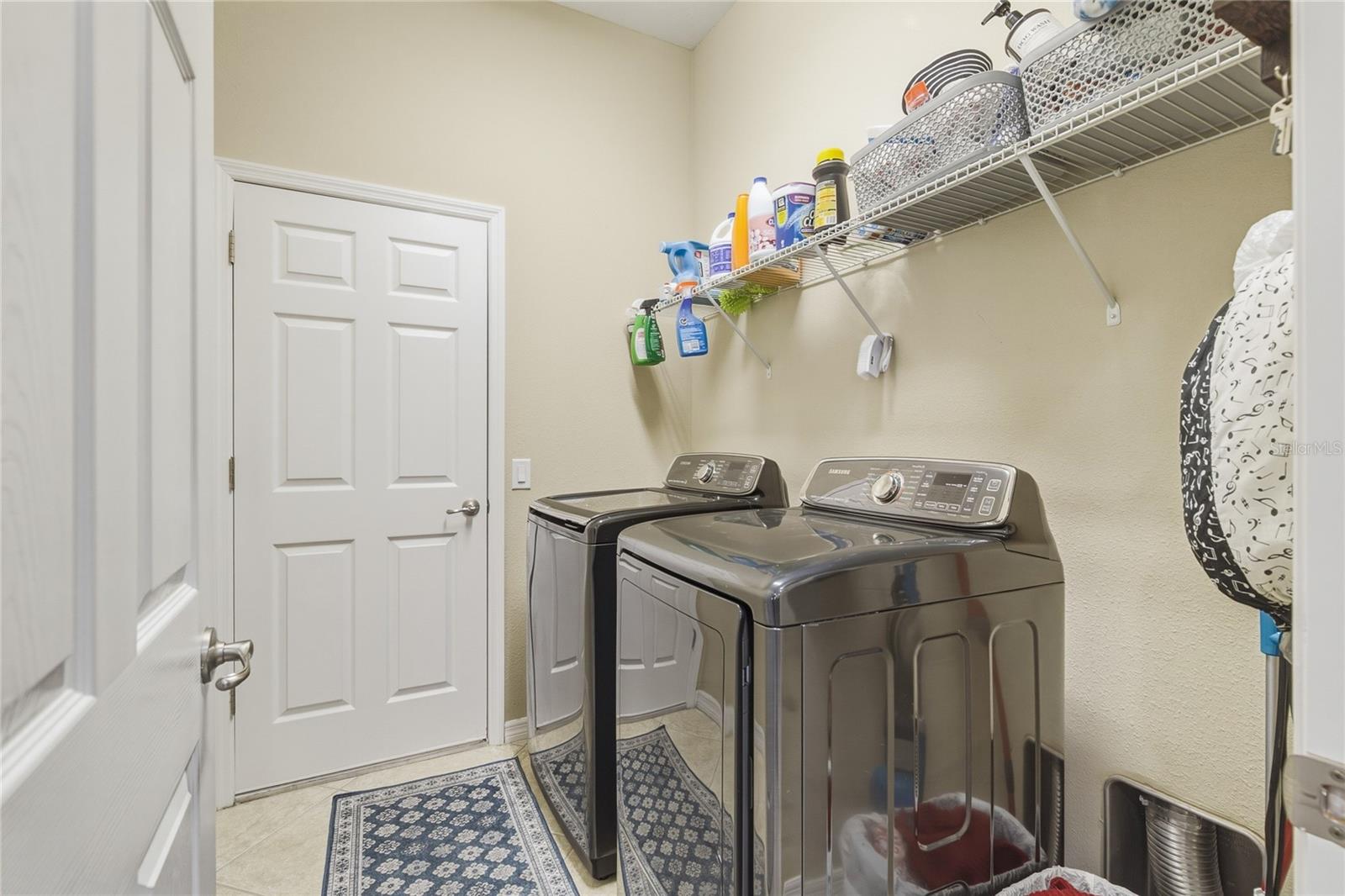 Listing Image #29