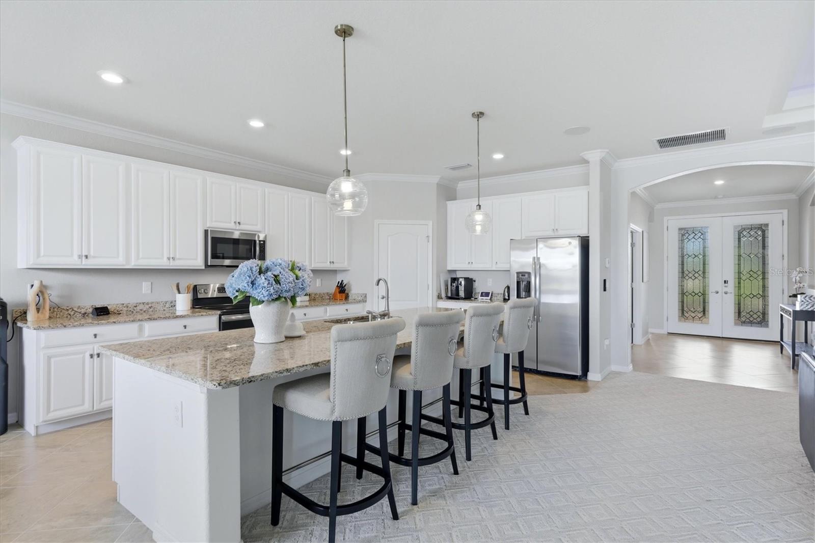 Listing Image #11