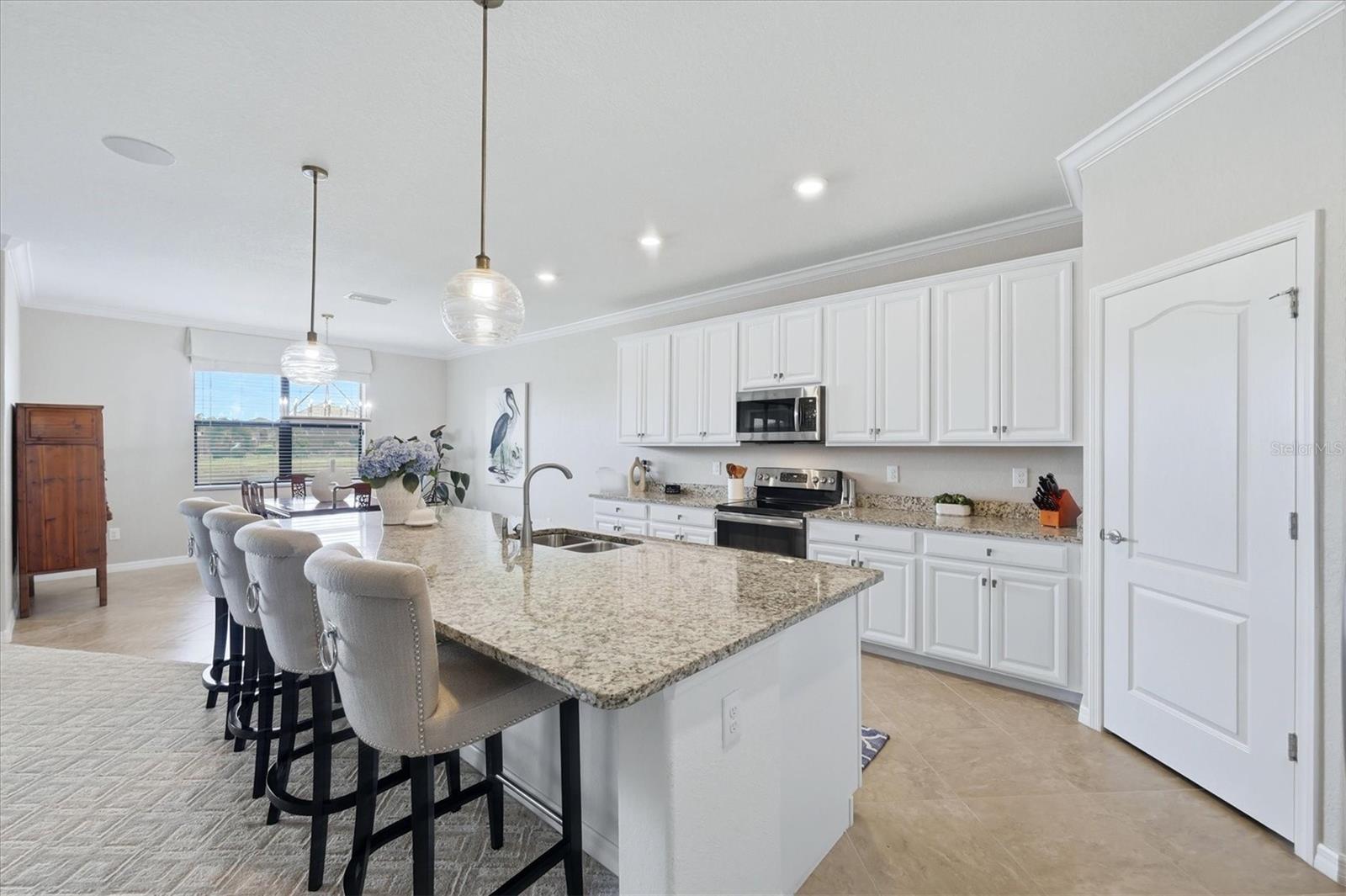 Listing Image #15