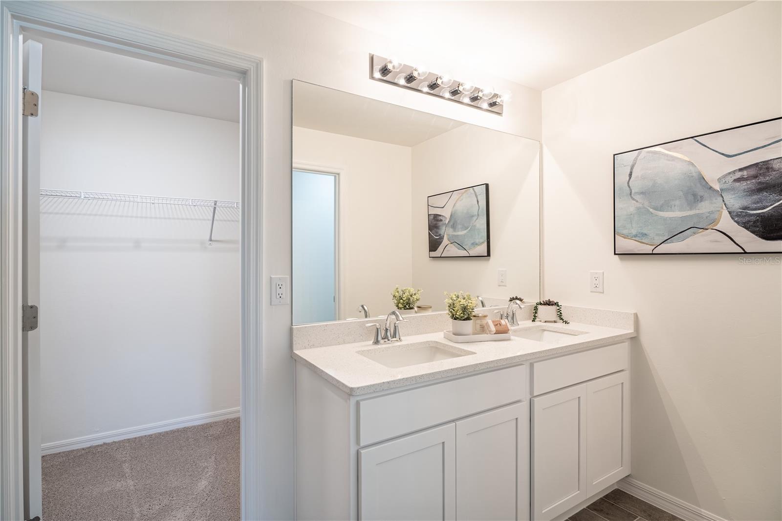 Listing Image #7