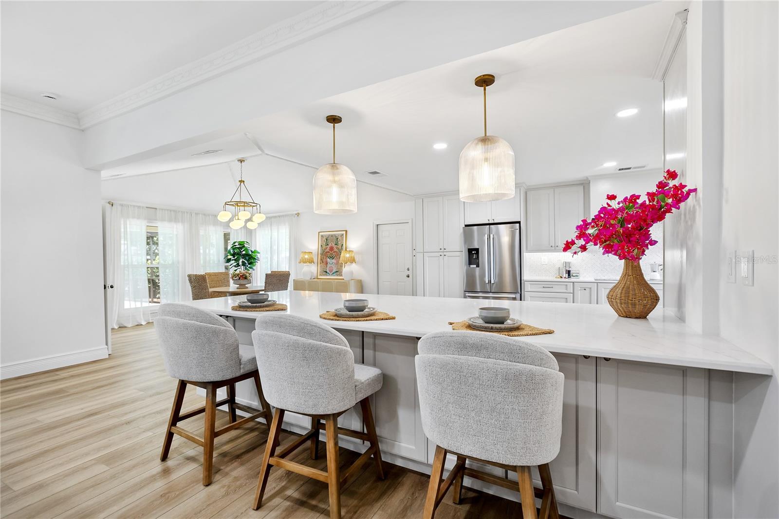Listing Image #11