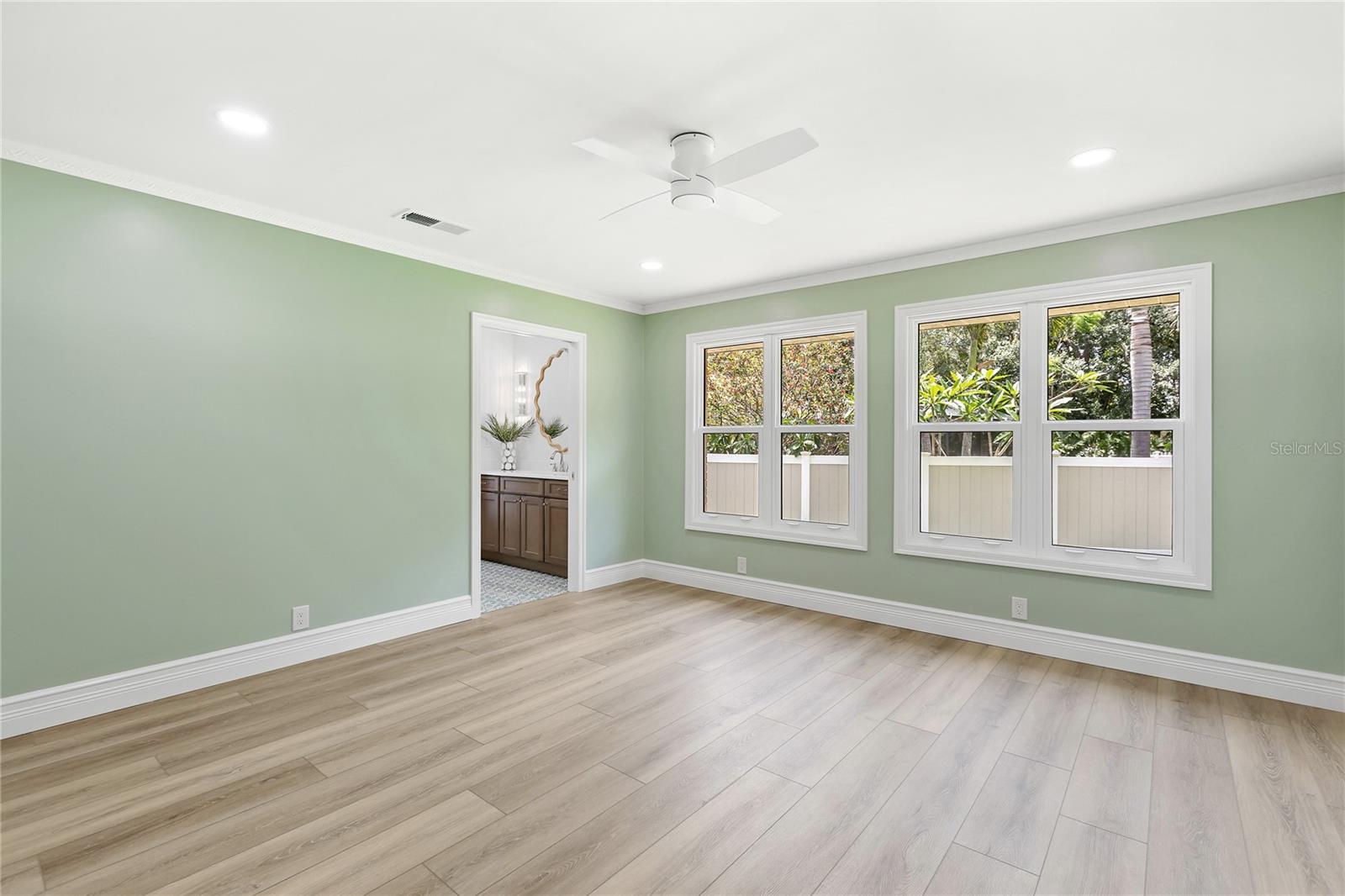 Listing Image #42