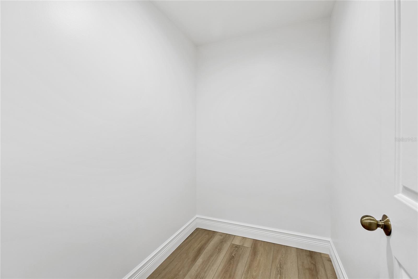 Listing Image #43