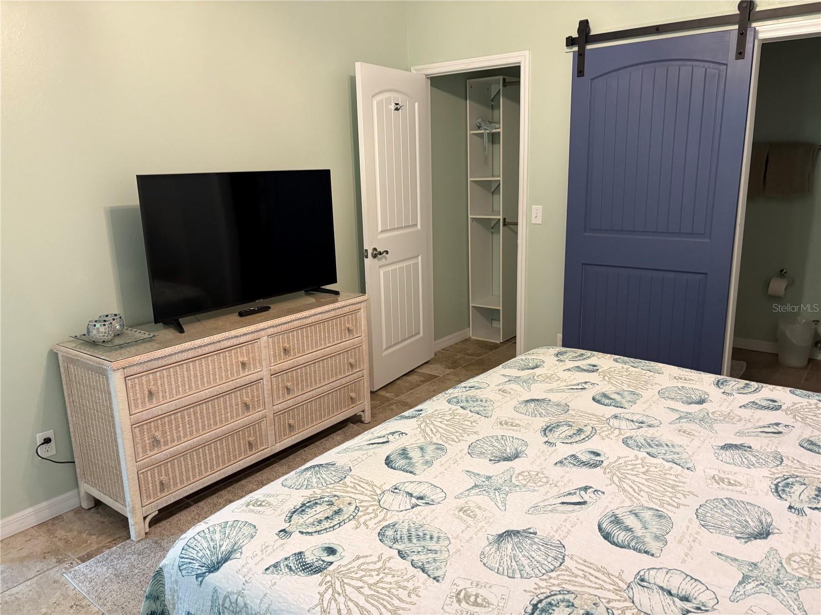 Listing Image #7