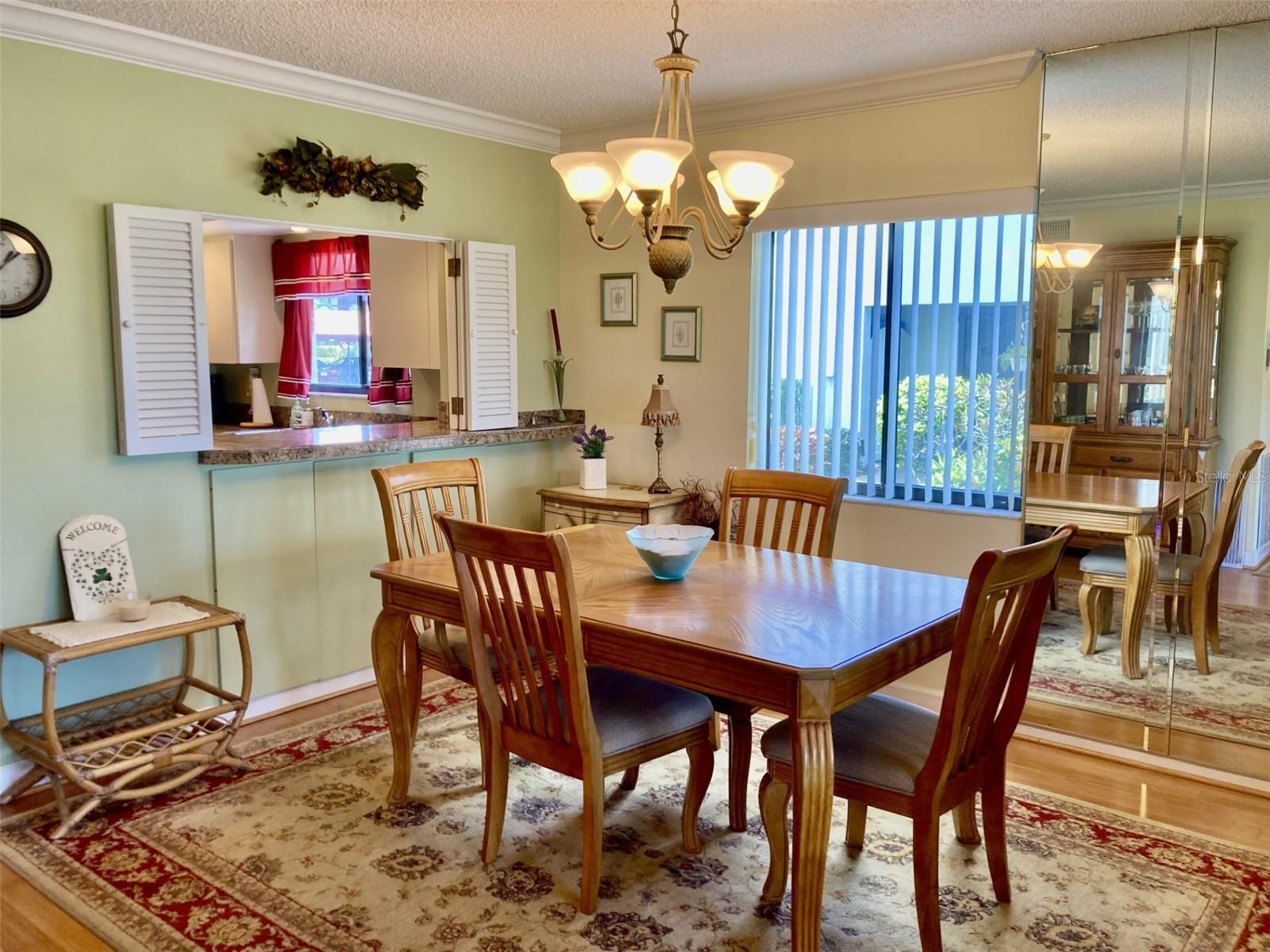Listing Image #11