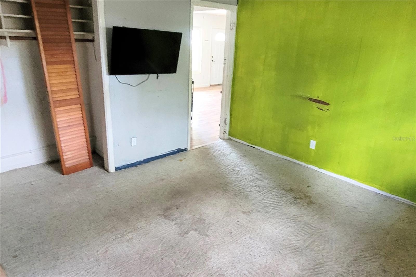 Listing Image #12