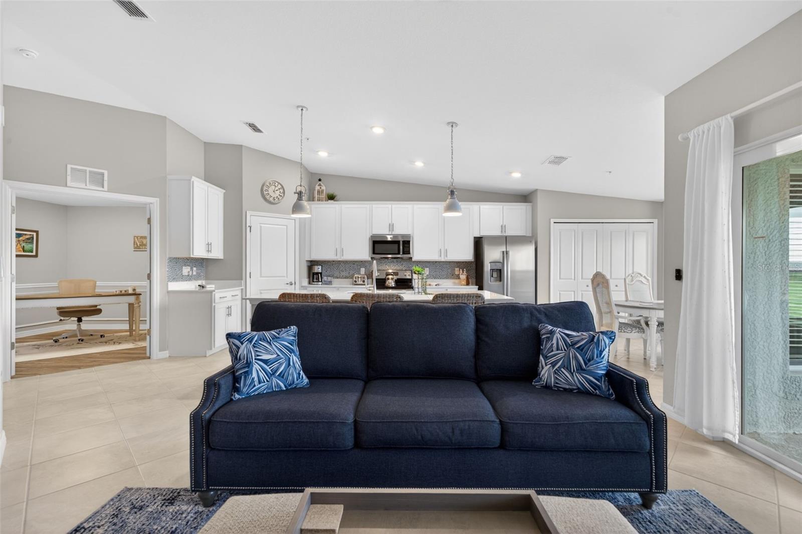 Listing Image #7