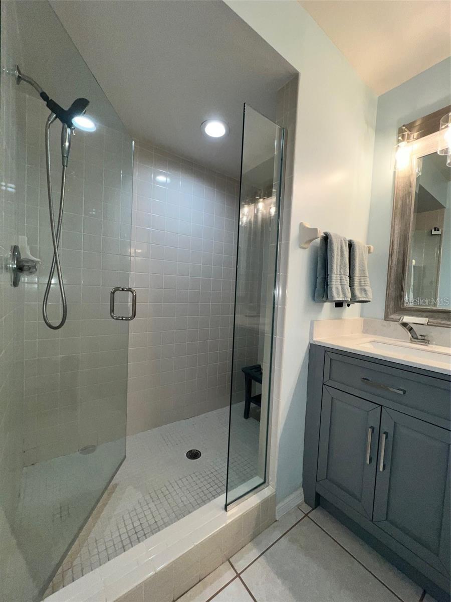 Listing Image #7