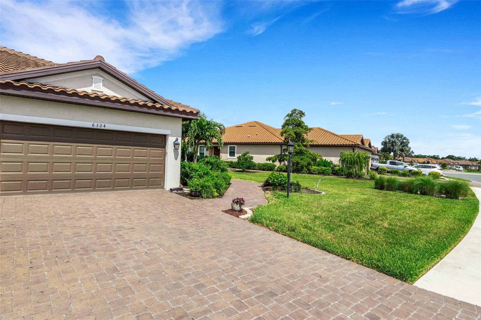 Listing Image #4