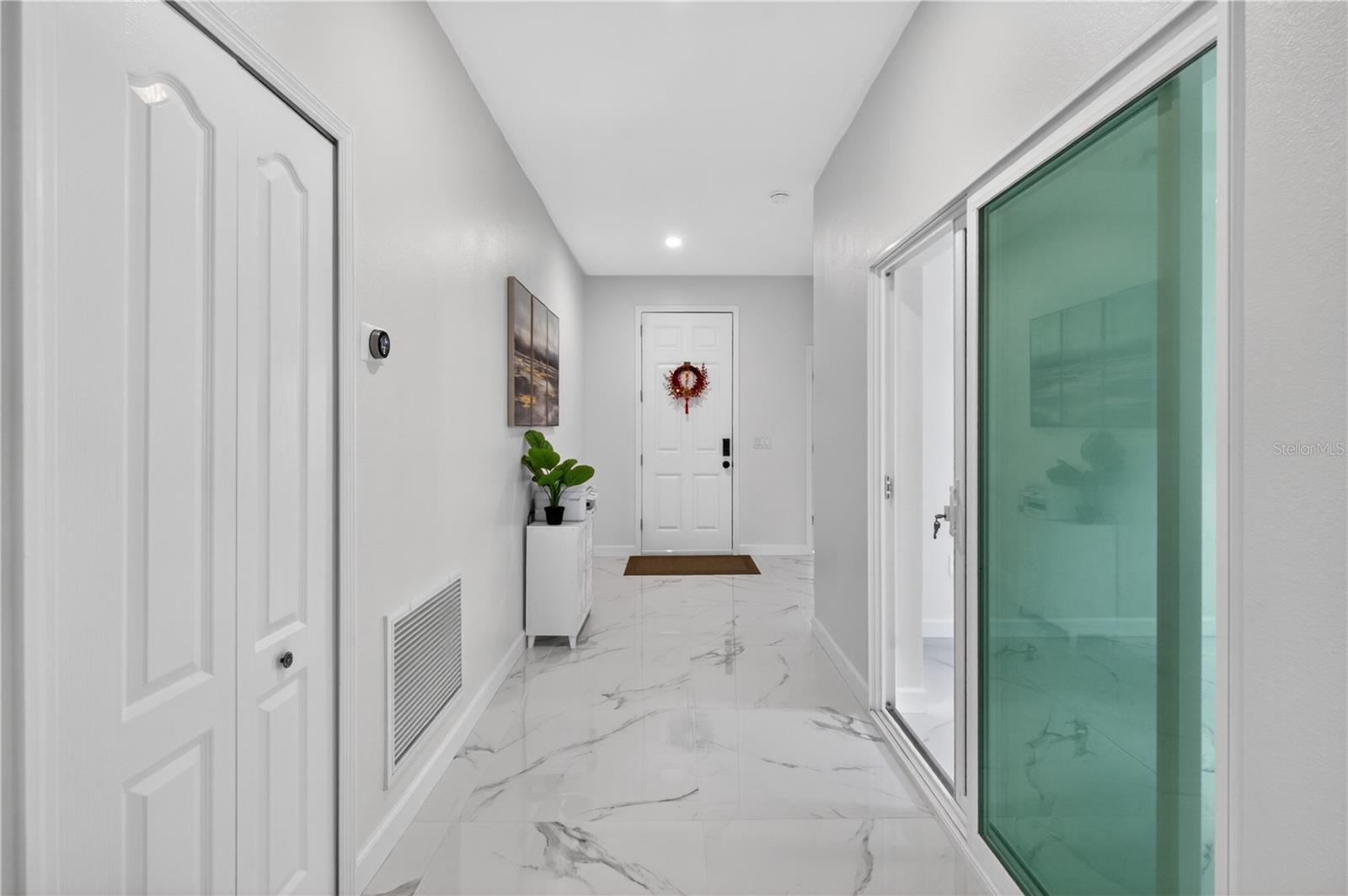 Listing Image #4