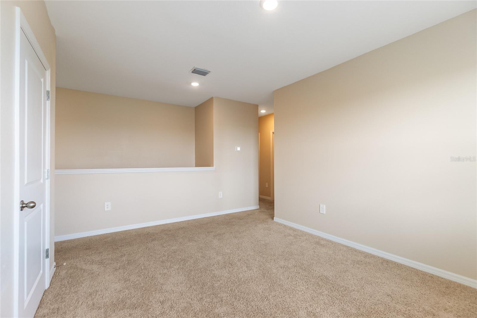 Listing Image #52