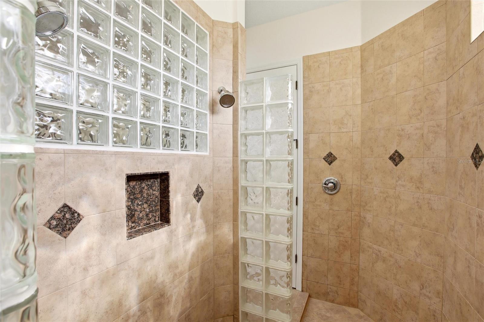 Listing Image #29