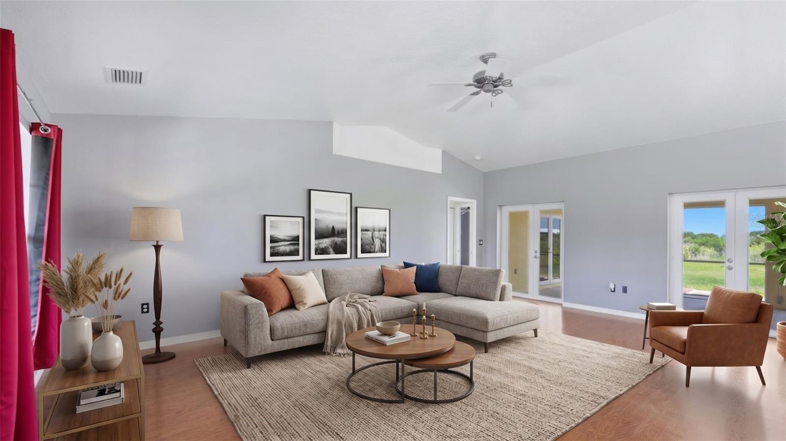 Listing Image #12