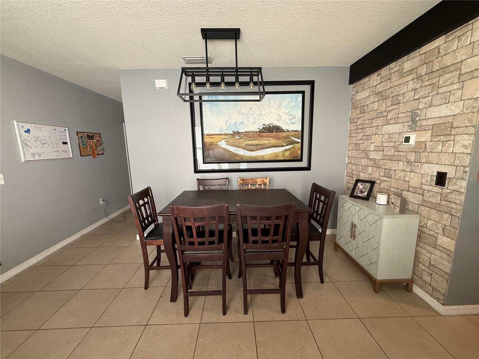 Listing Image #4