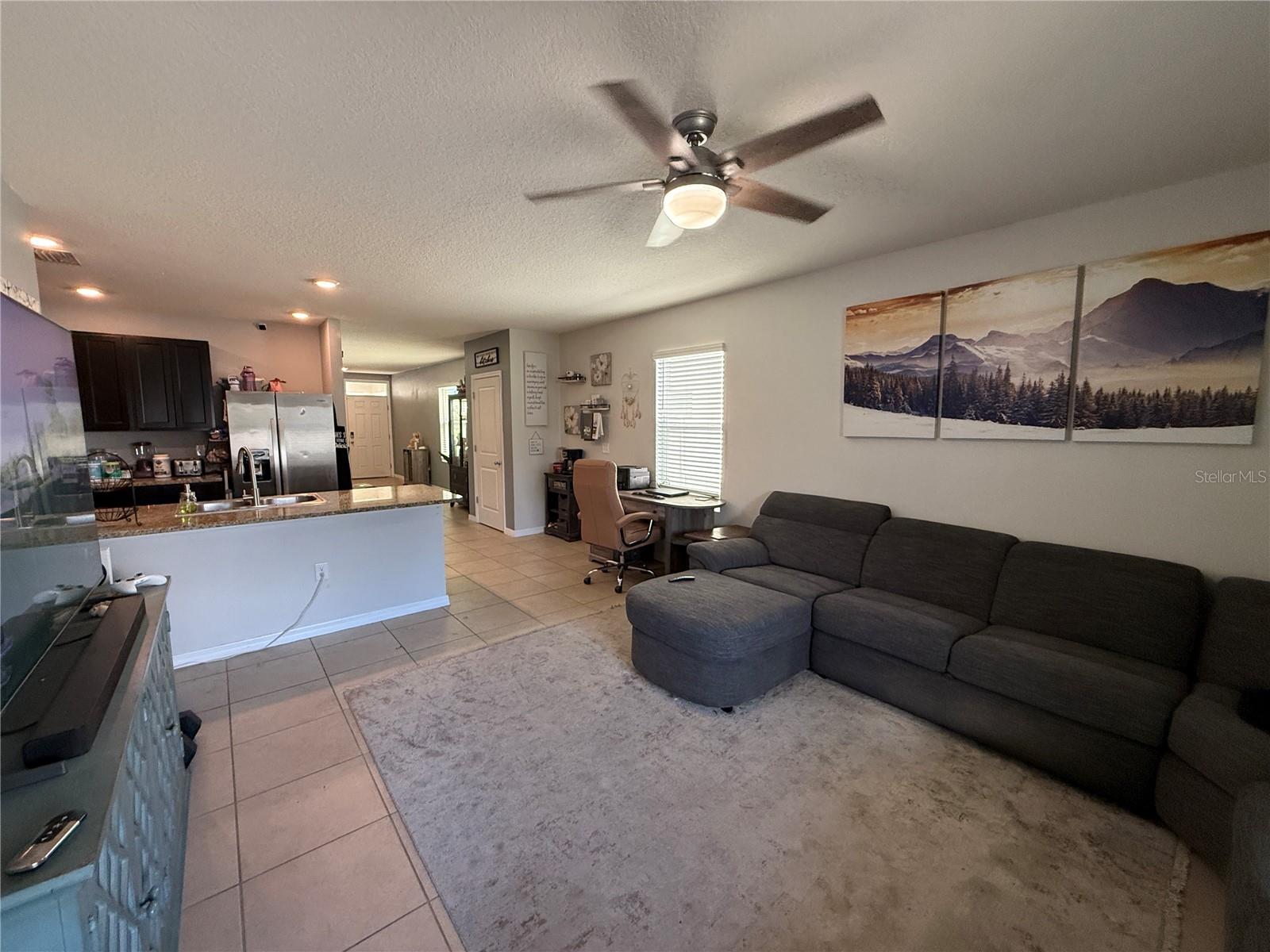 Listing Image #11