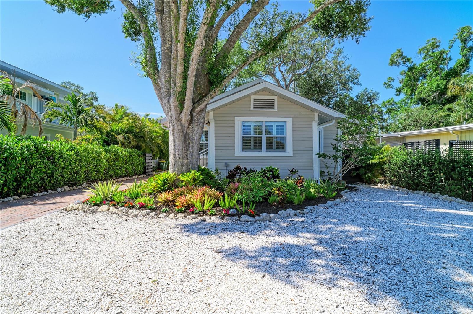 Listing Image #5