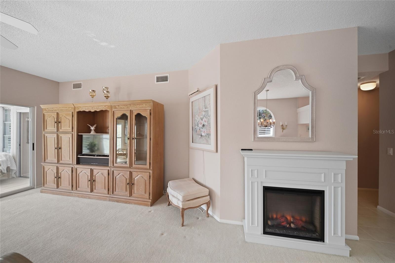 Listing Image #6