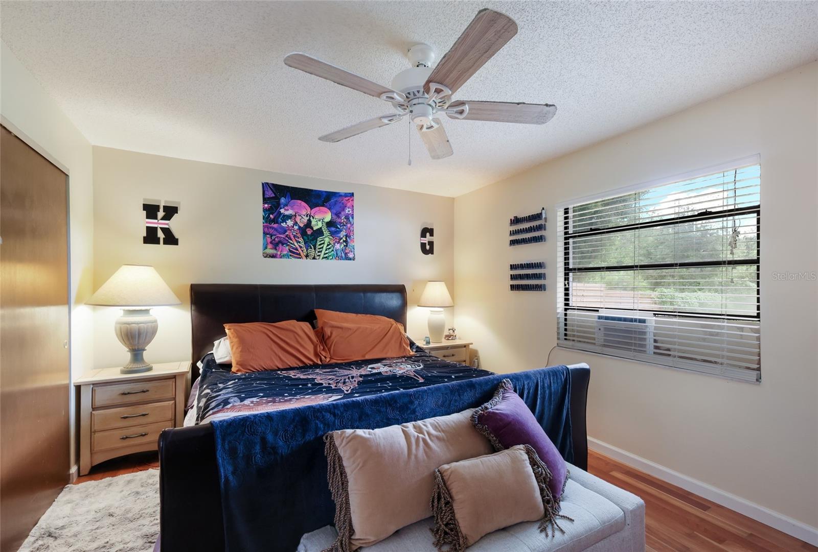Listing Image #15