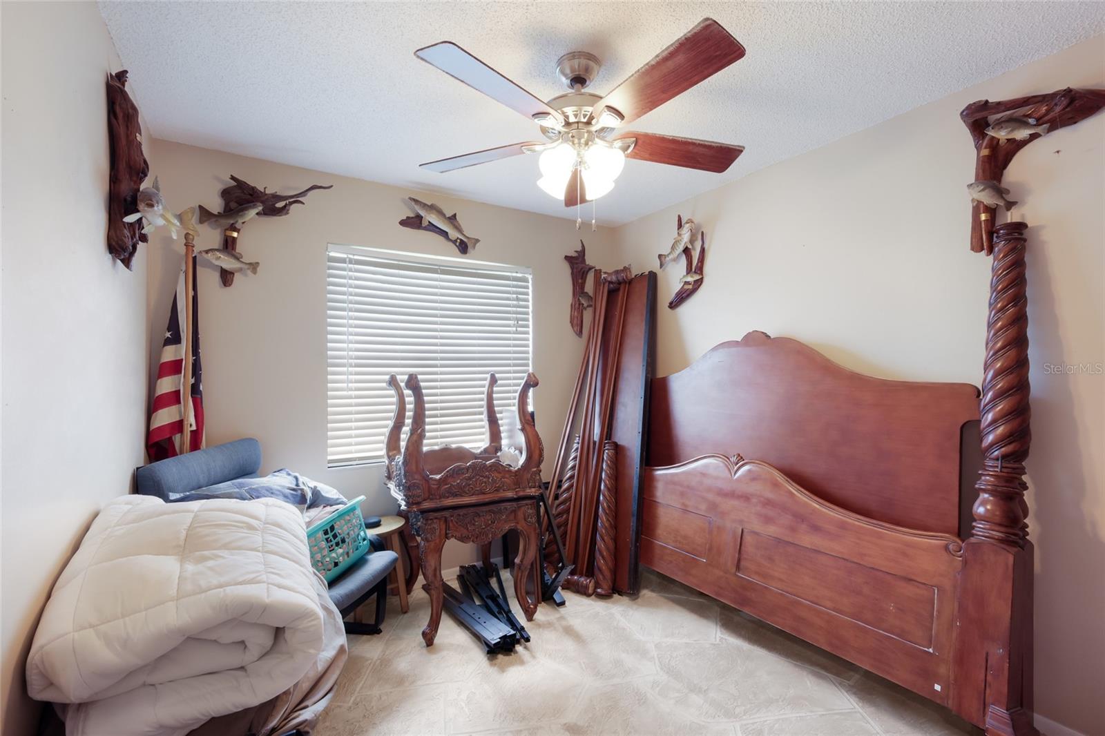 Listing Image #18