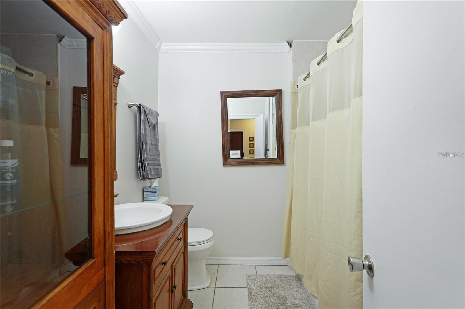 Listing Image #12