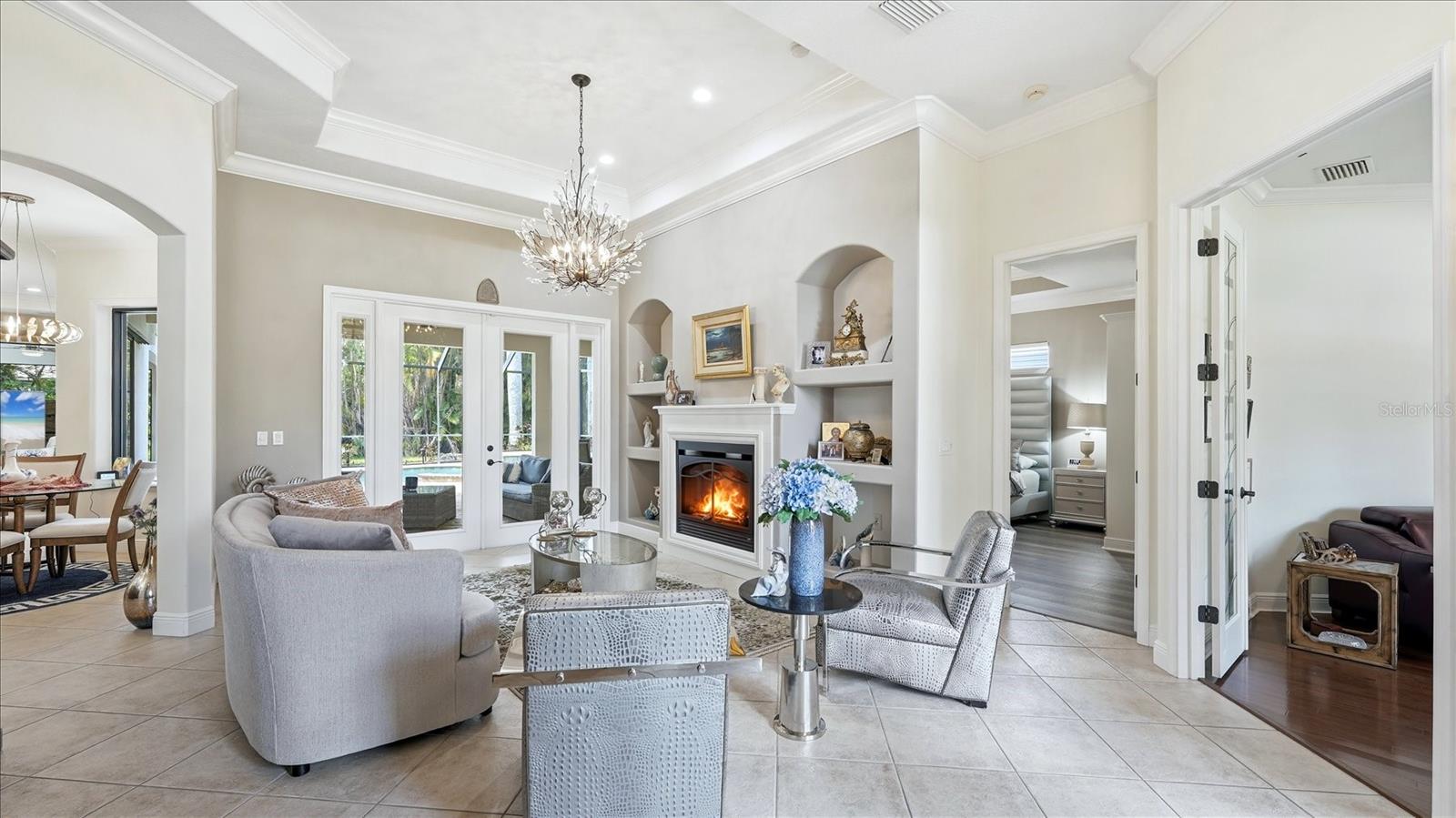 Listing Image #5