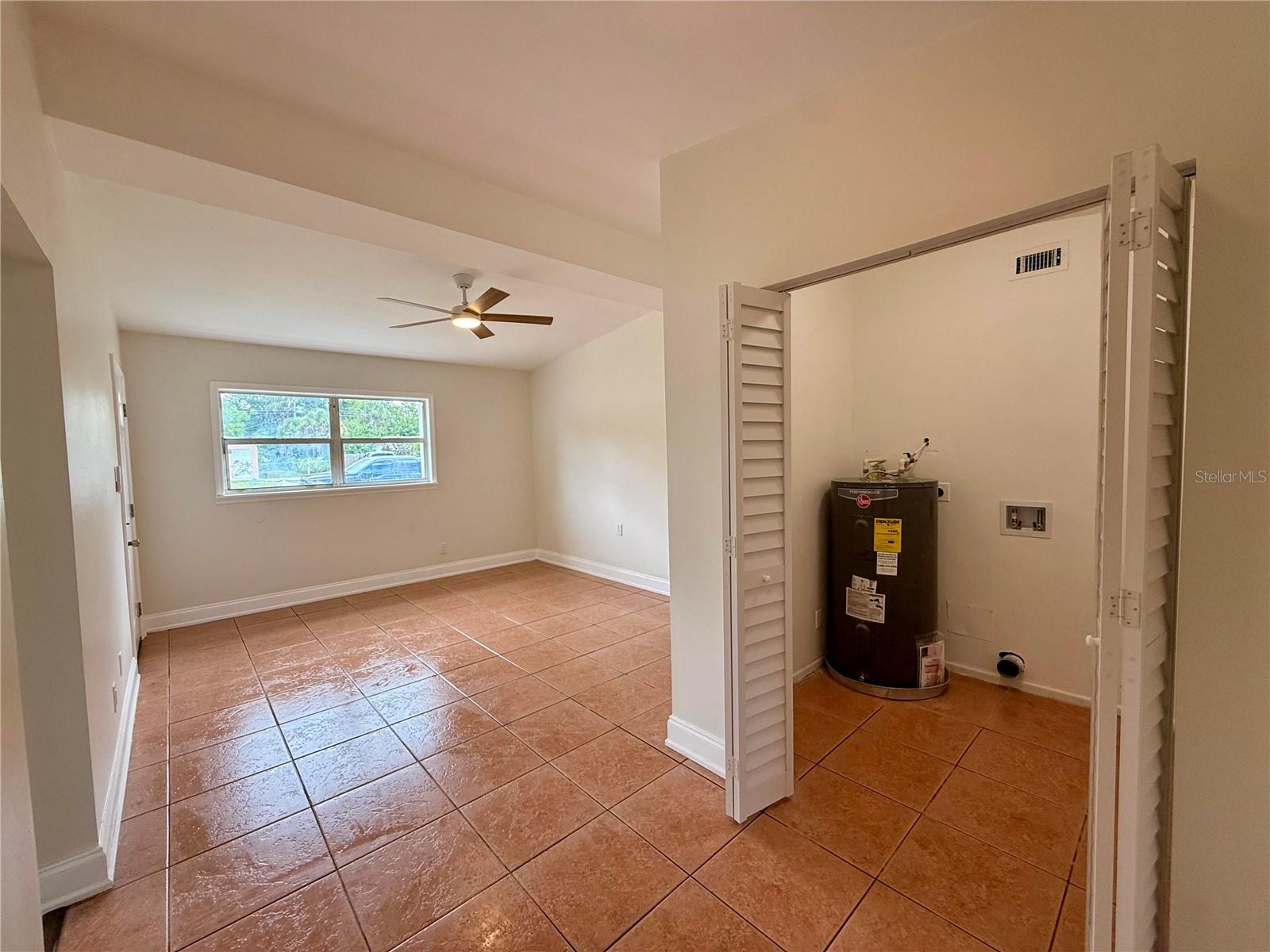 Listing Image #6
