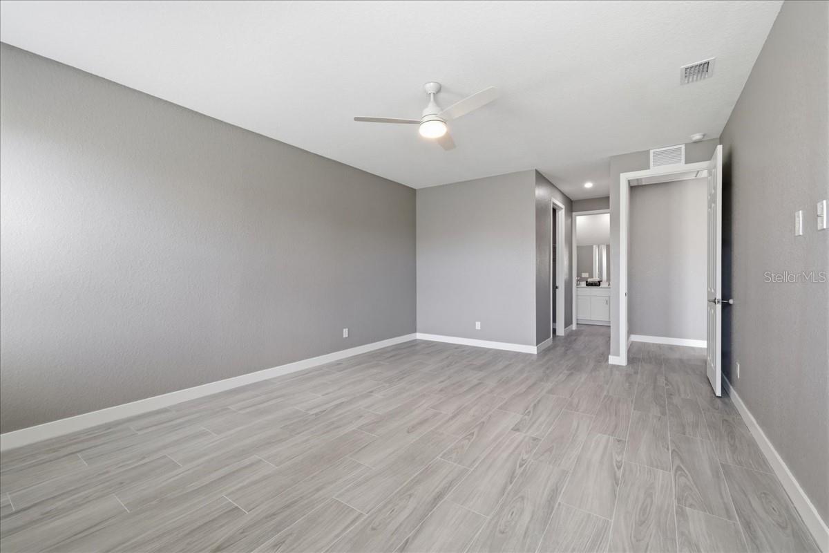 Listing Image #29