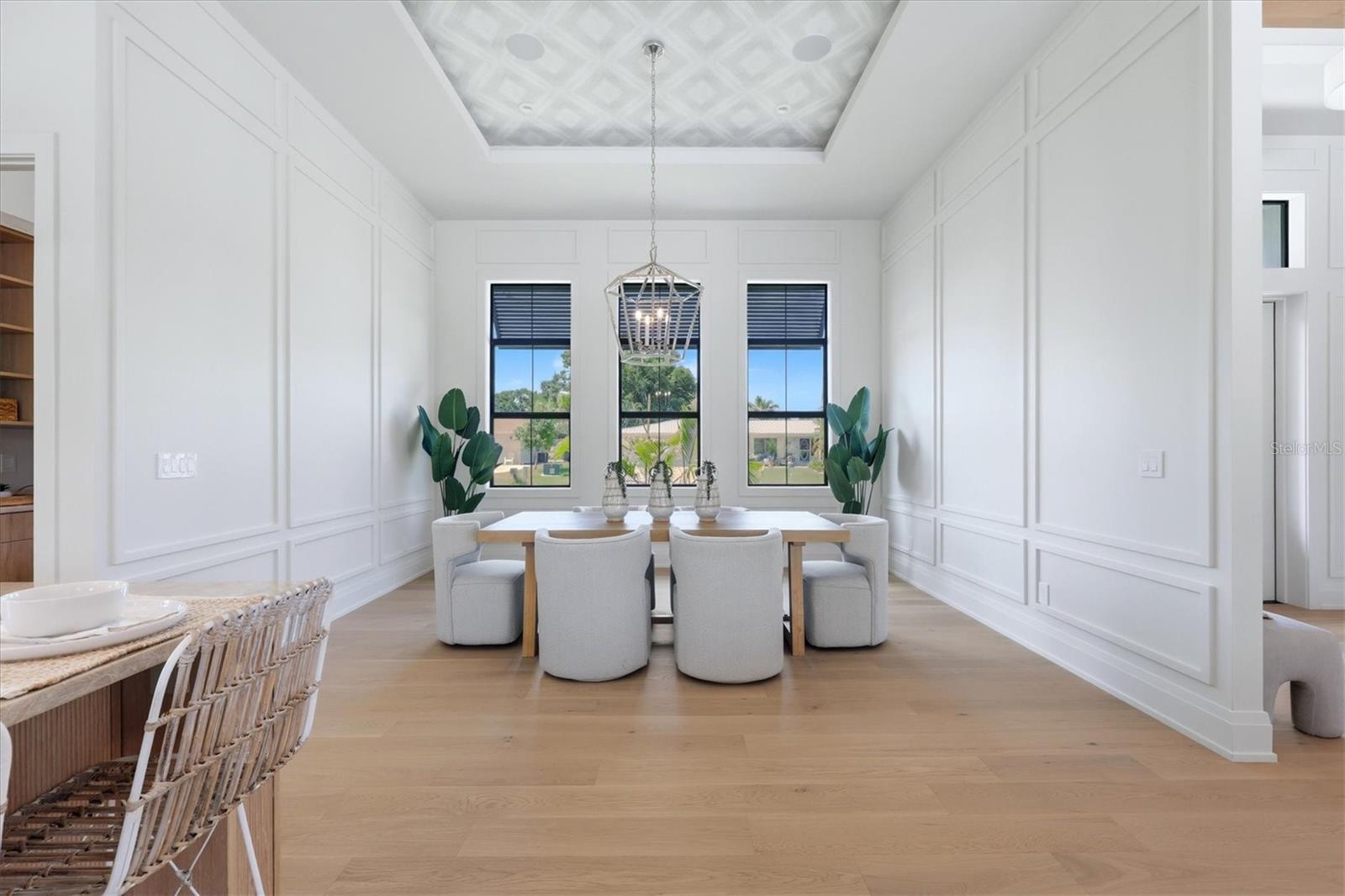 Listing Image #11