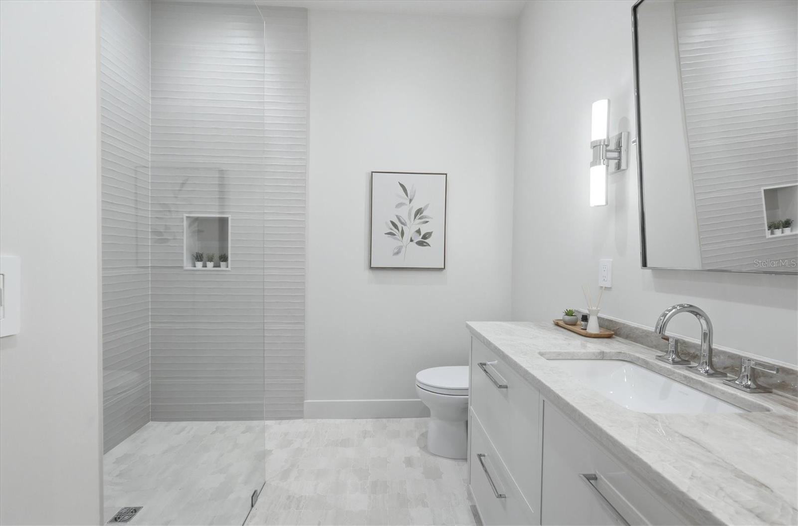 Listing Image #27