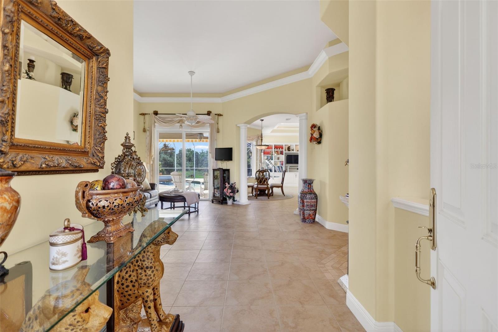 Listing Image #8