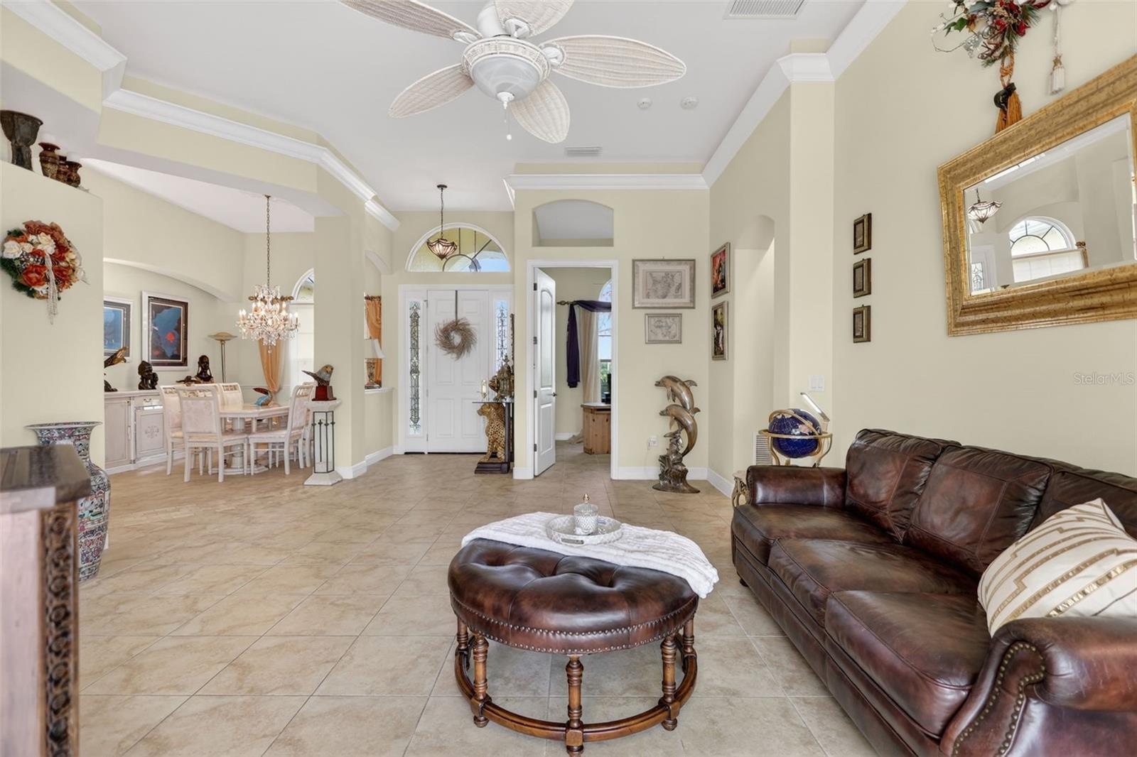 Listing Image #9