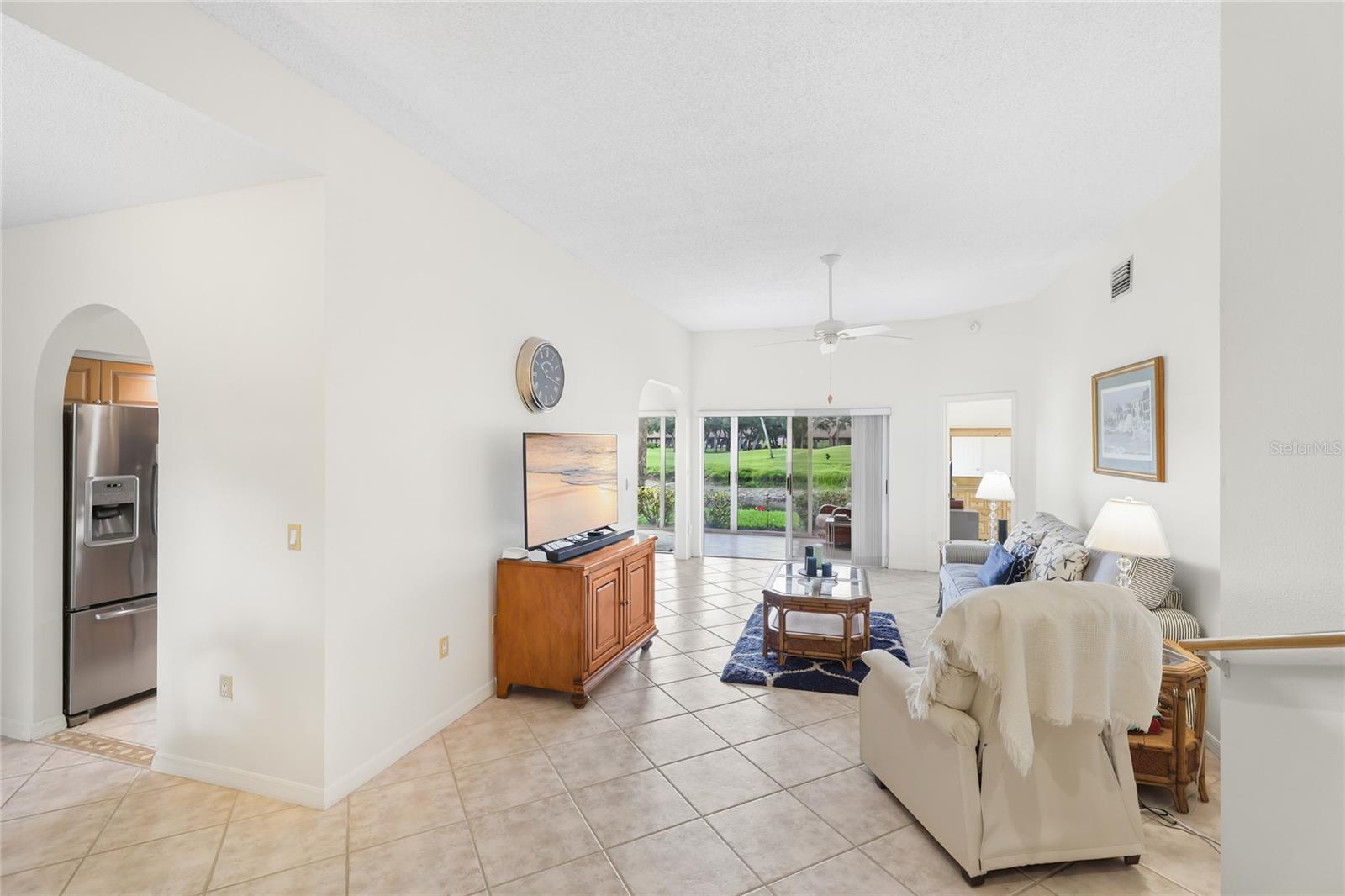 Listing Image #8