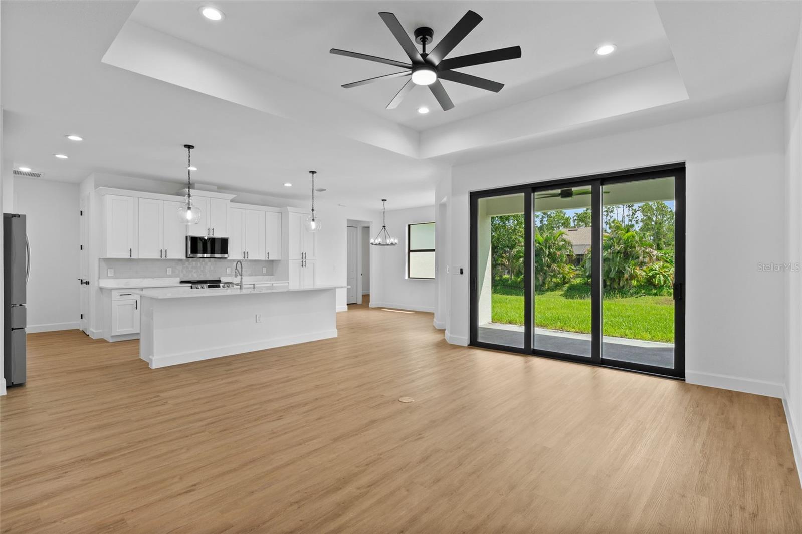 Listing Image #4