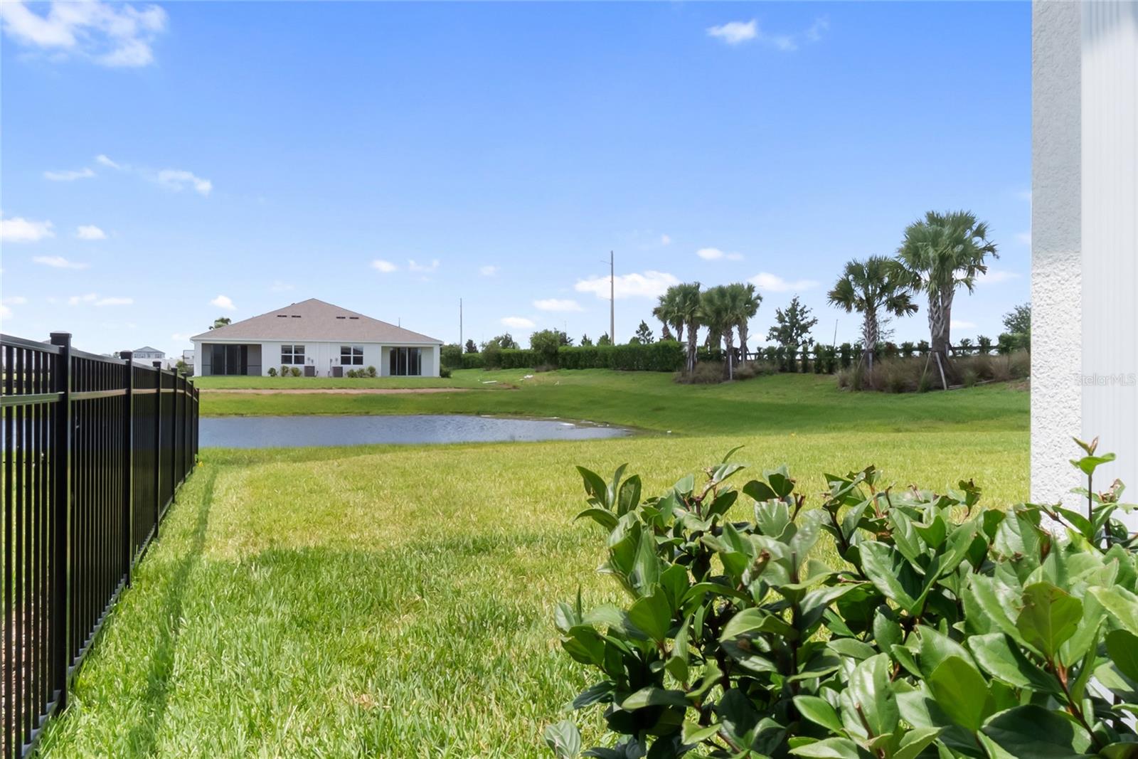 Listing Image #12