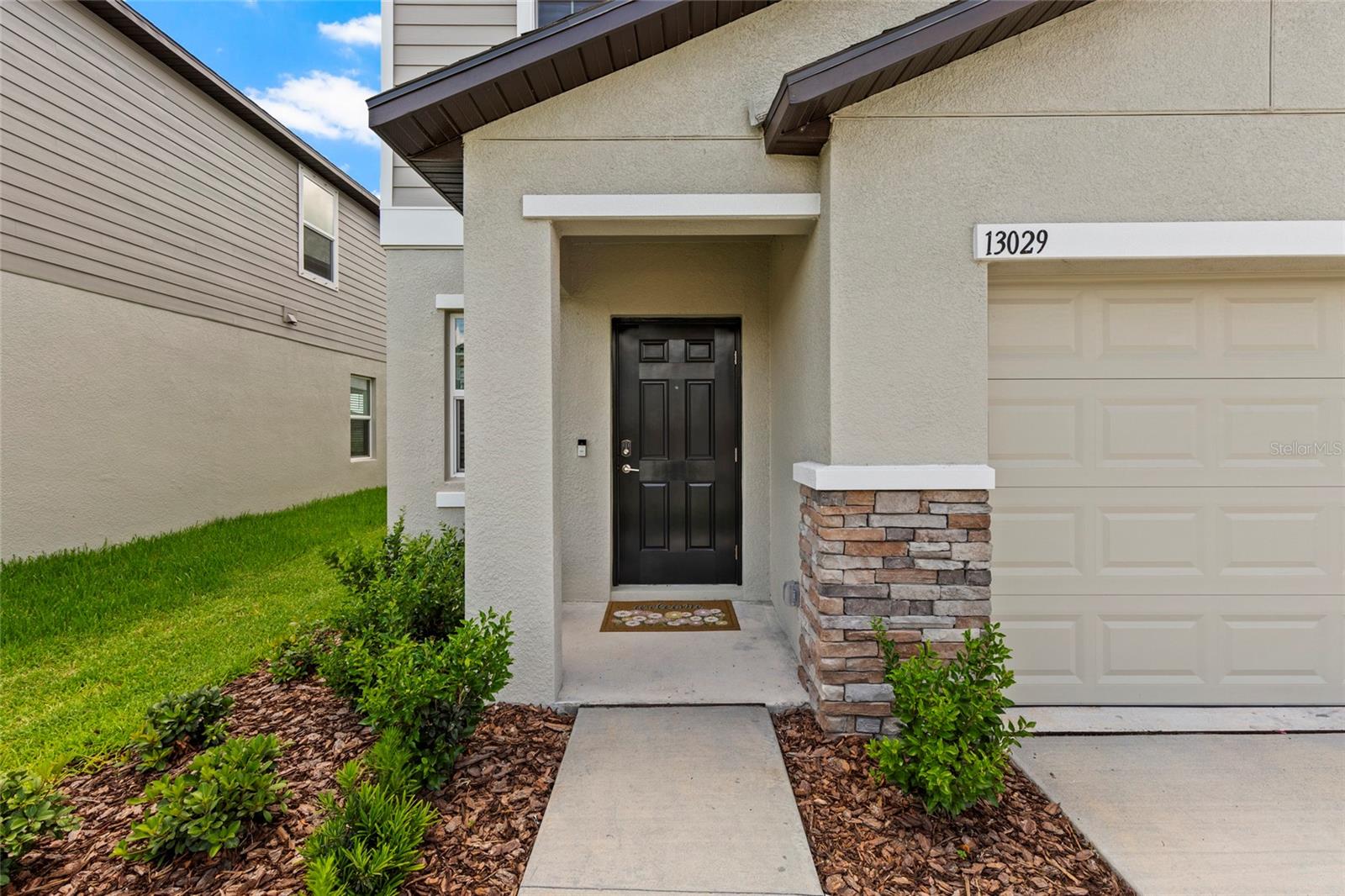 Listing Image #8