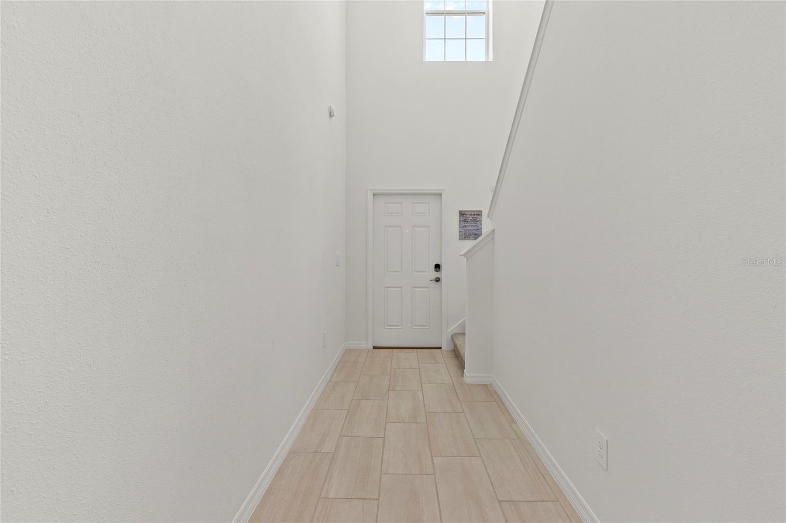 Listing Image #10