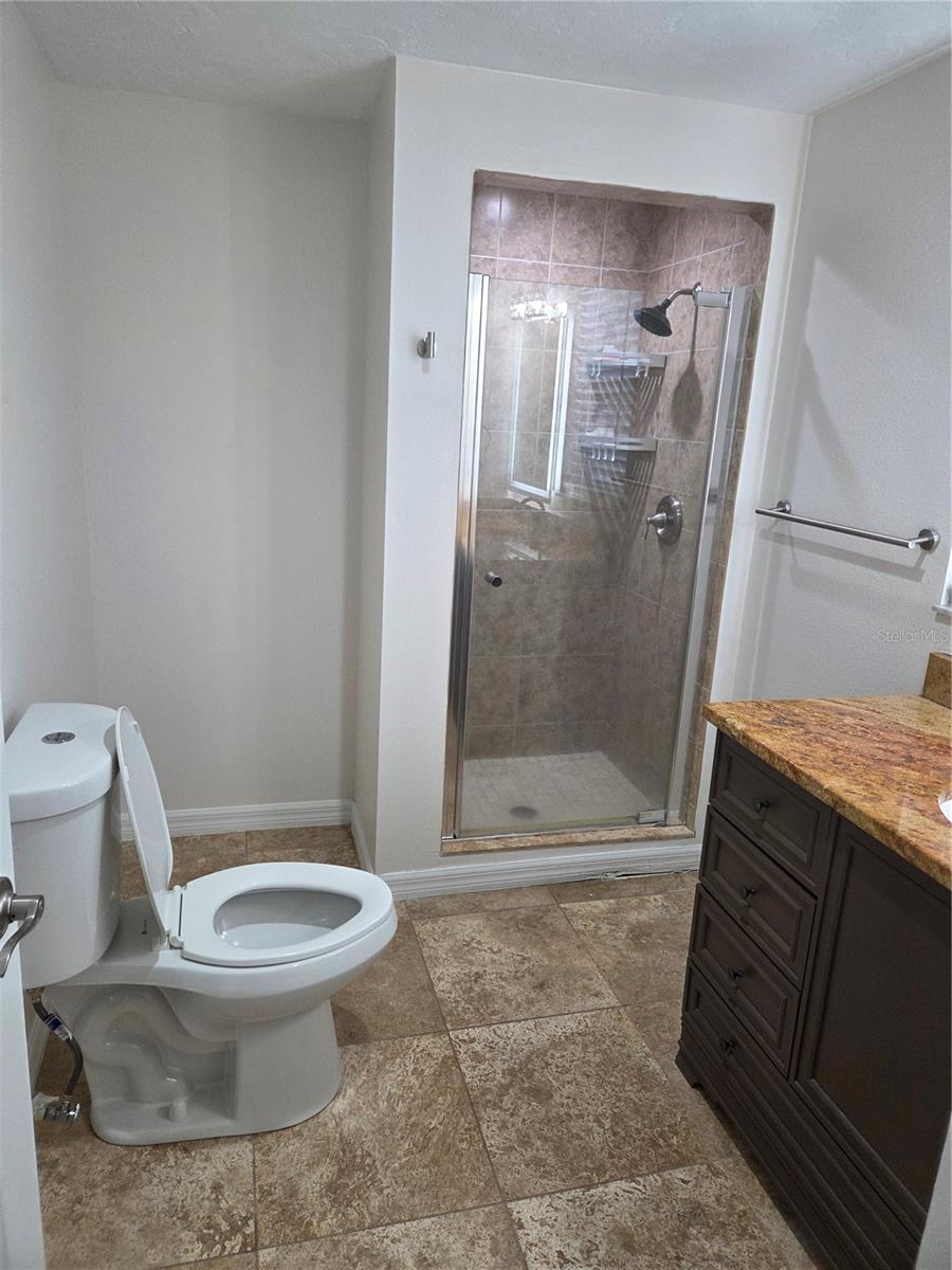 Listing Image #13