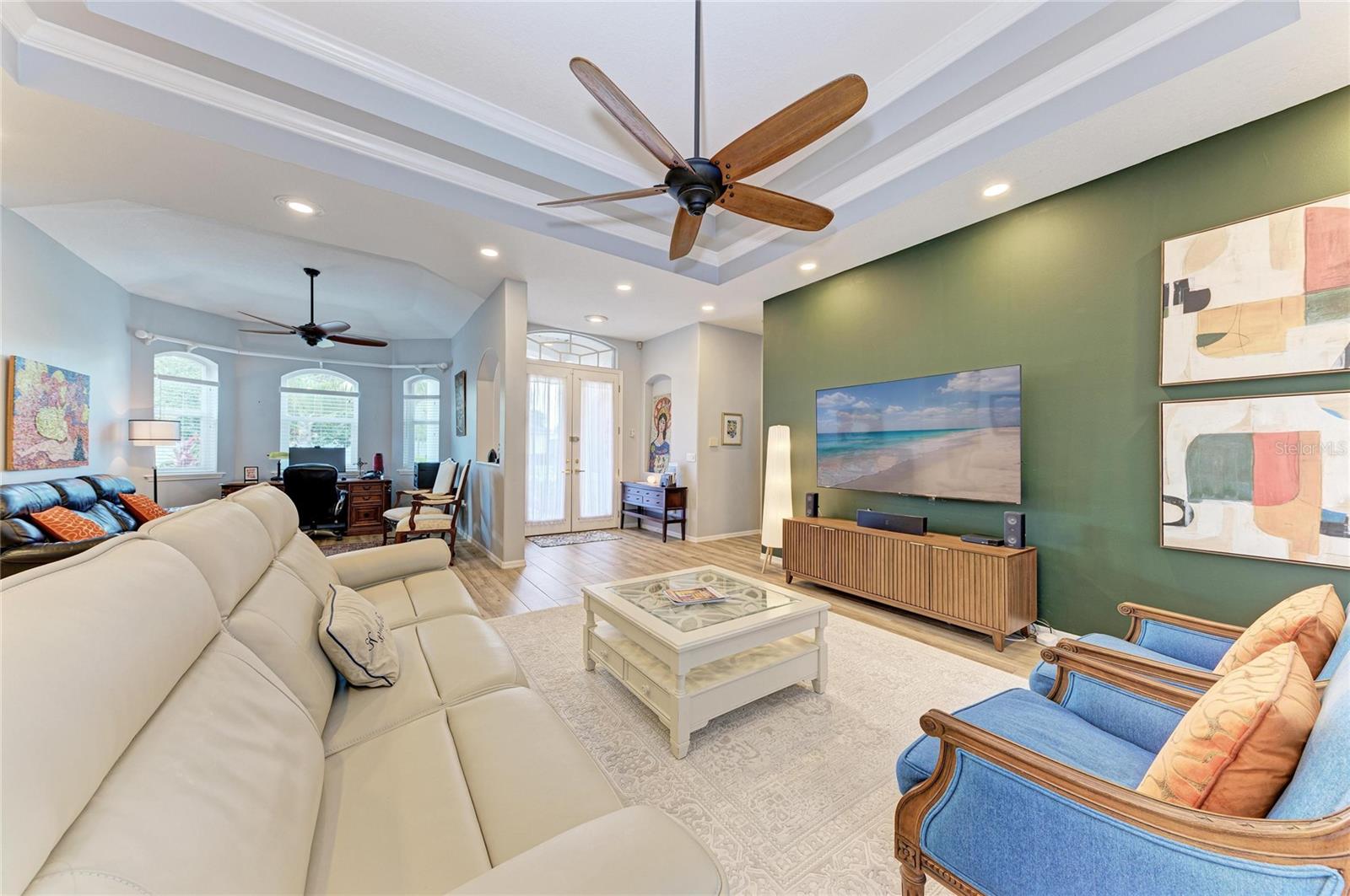 Listing Image #7