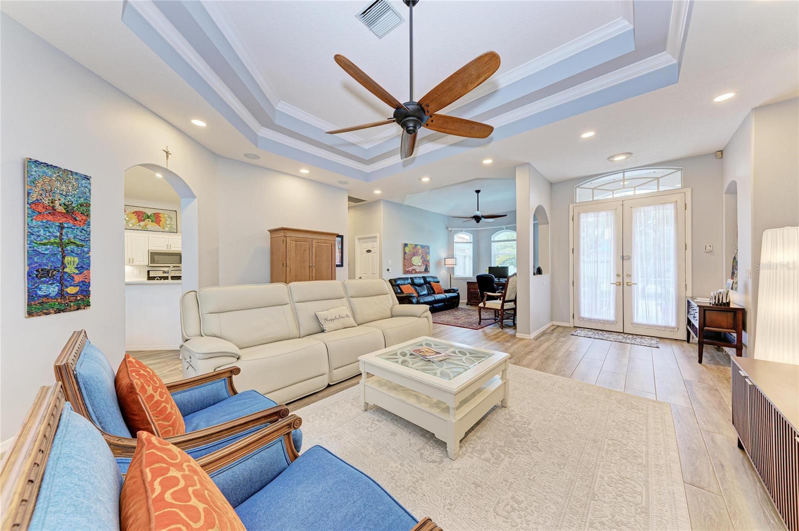Listing Image #8