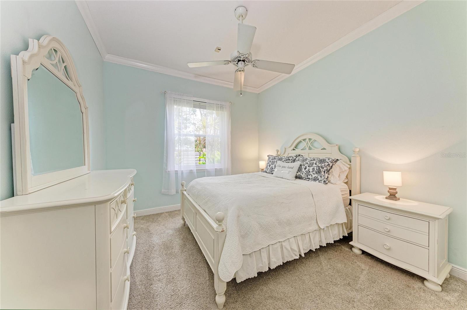 Listing Image #32